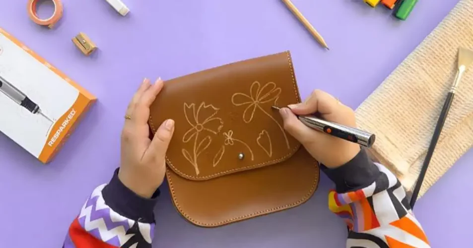 How to Make Your First Leather Wallet From a Simple Home Kit