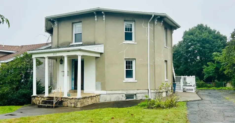 Historic Worcester ‘Octagon House’ for sale
